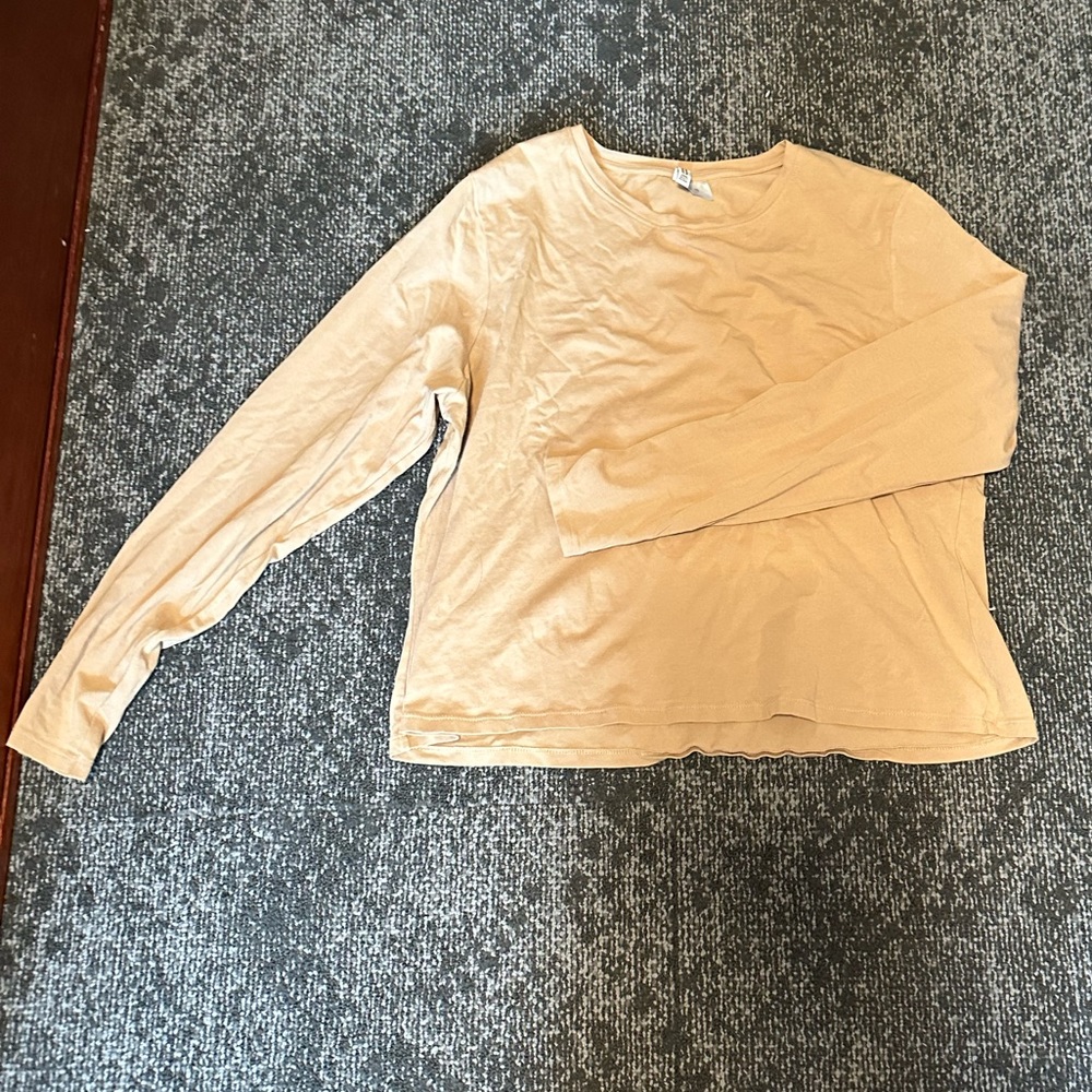 Nude long sleeve t shirt